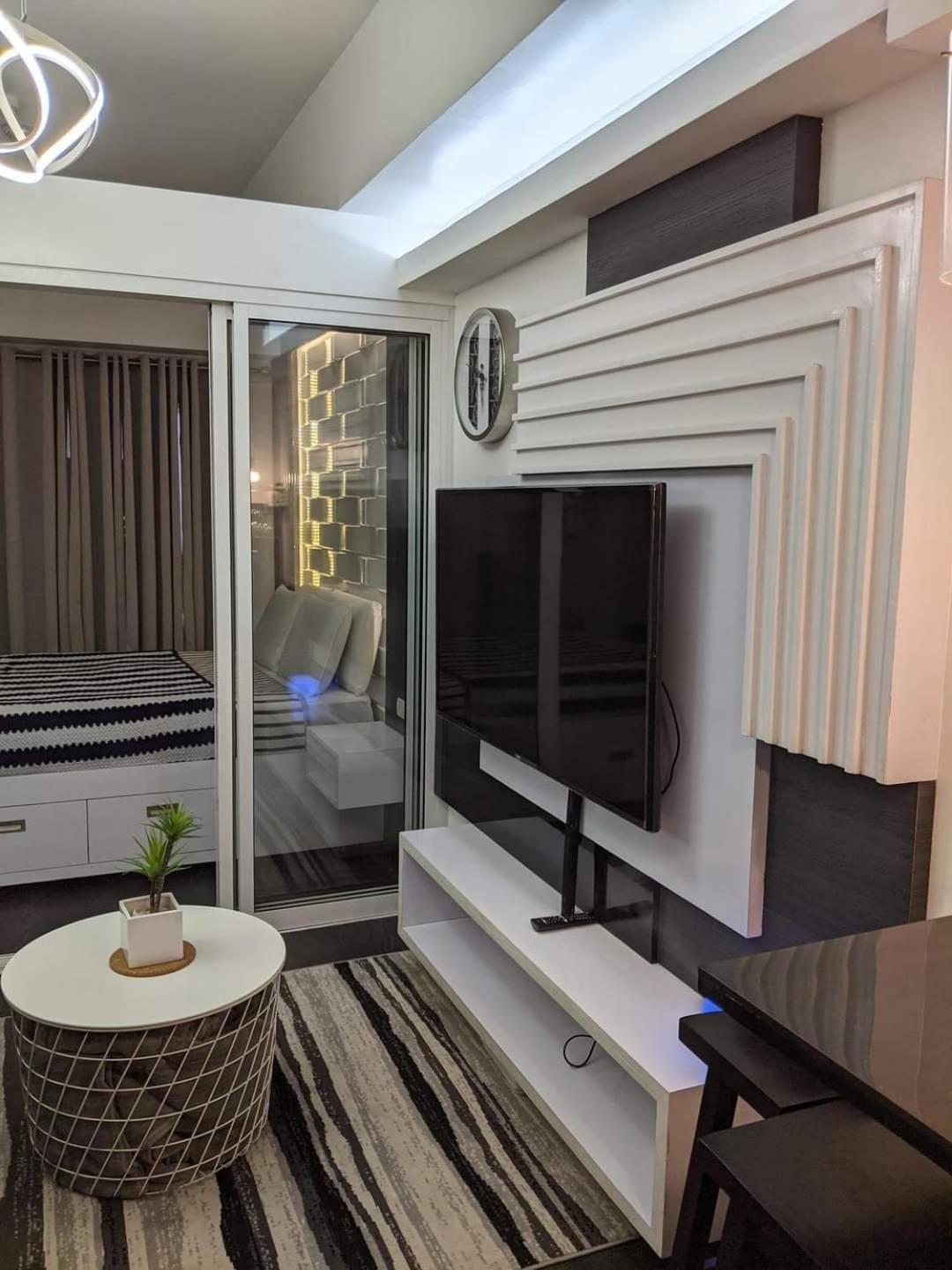 1 Cozy Bedroom In Lumiere Residences Pasig City Εξωτερικό φωτογραφία